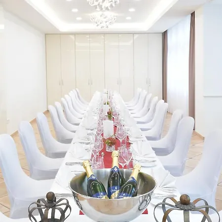 Krone Niefern-Öschelbronn