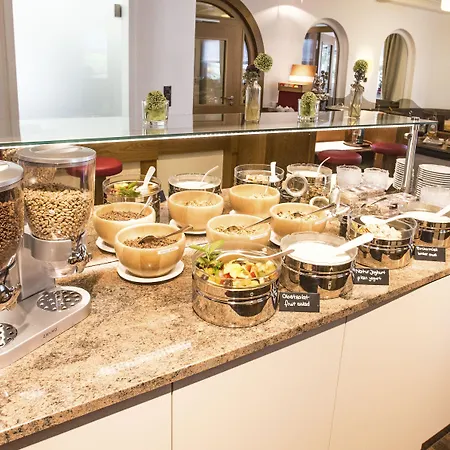 Hotel Krone 4*